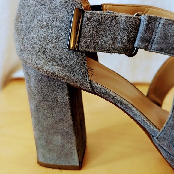 Baby Blue Suede Platform Block Heels (Naturalizer, Size 9.5, NWOT) - Picture 3 of 6